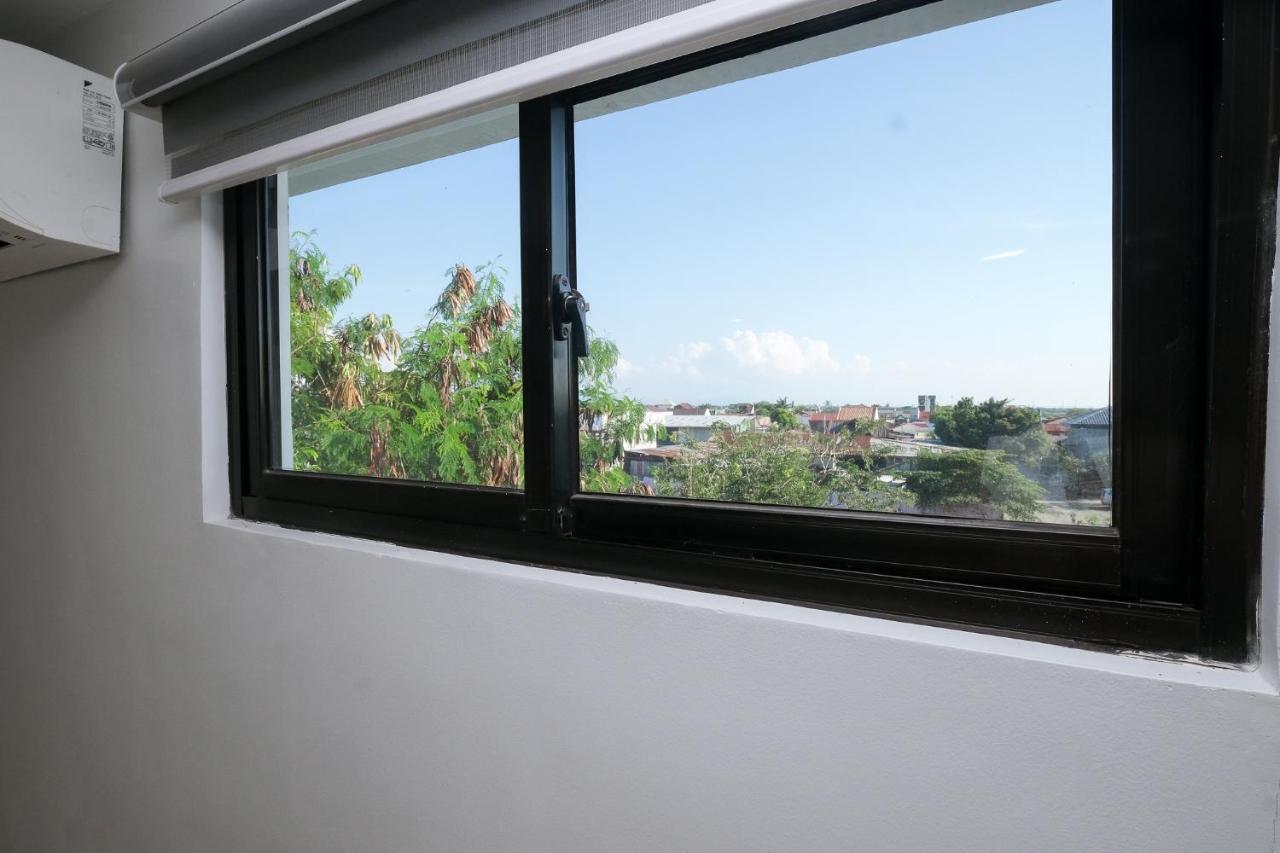 Rosey Hotel Cabanatuan City 외부 사진