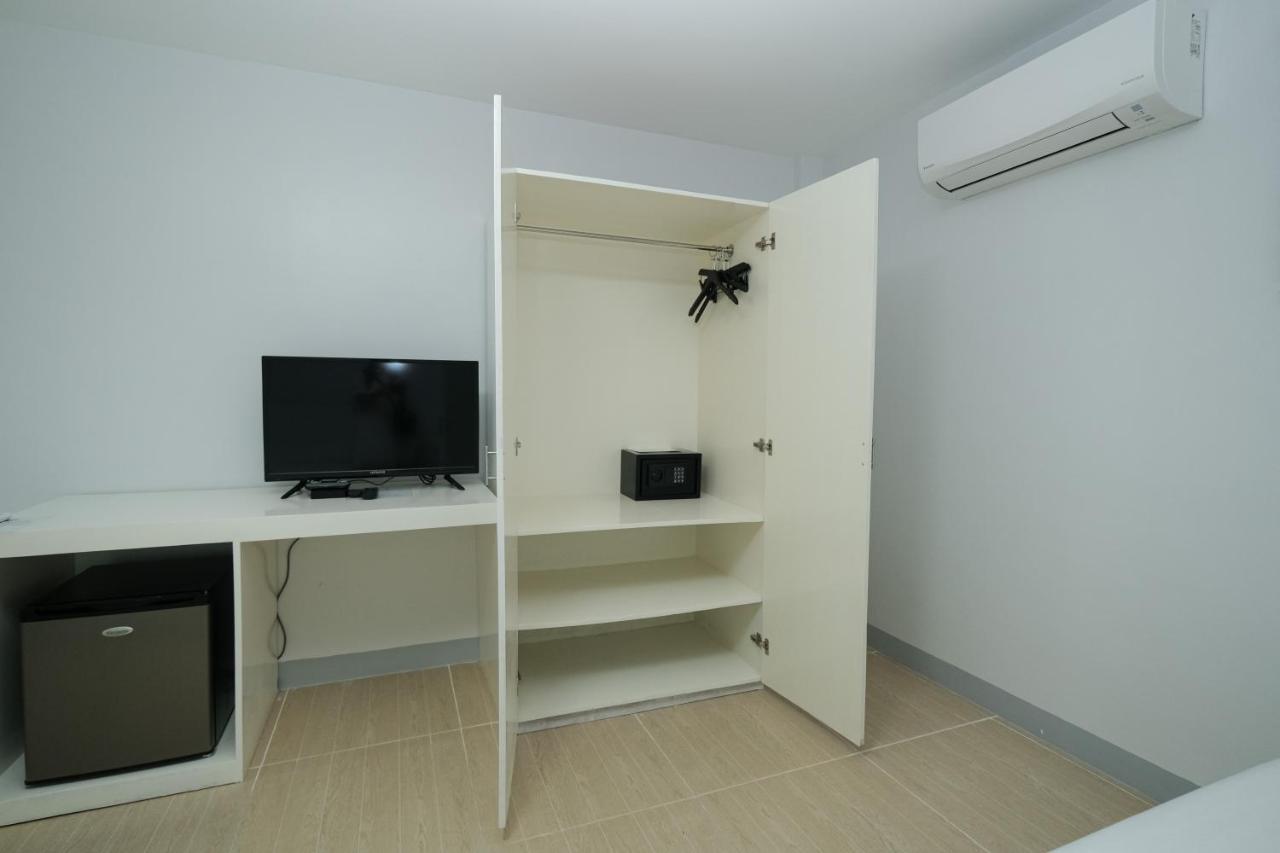 Rosey Hotel Cabanatuan City 외부 사진