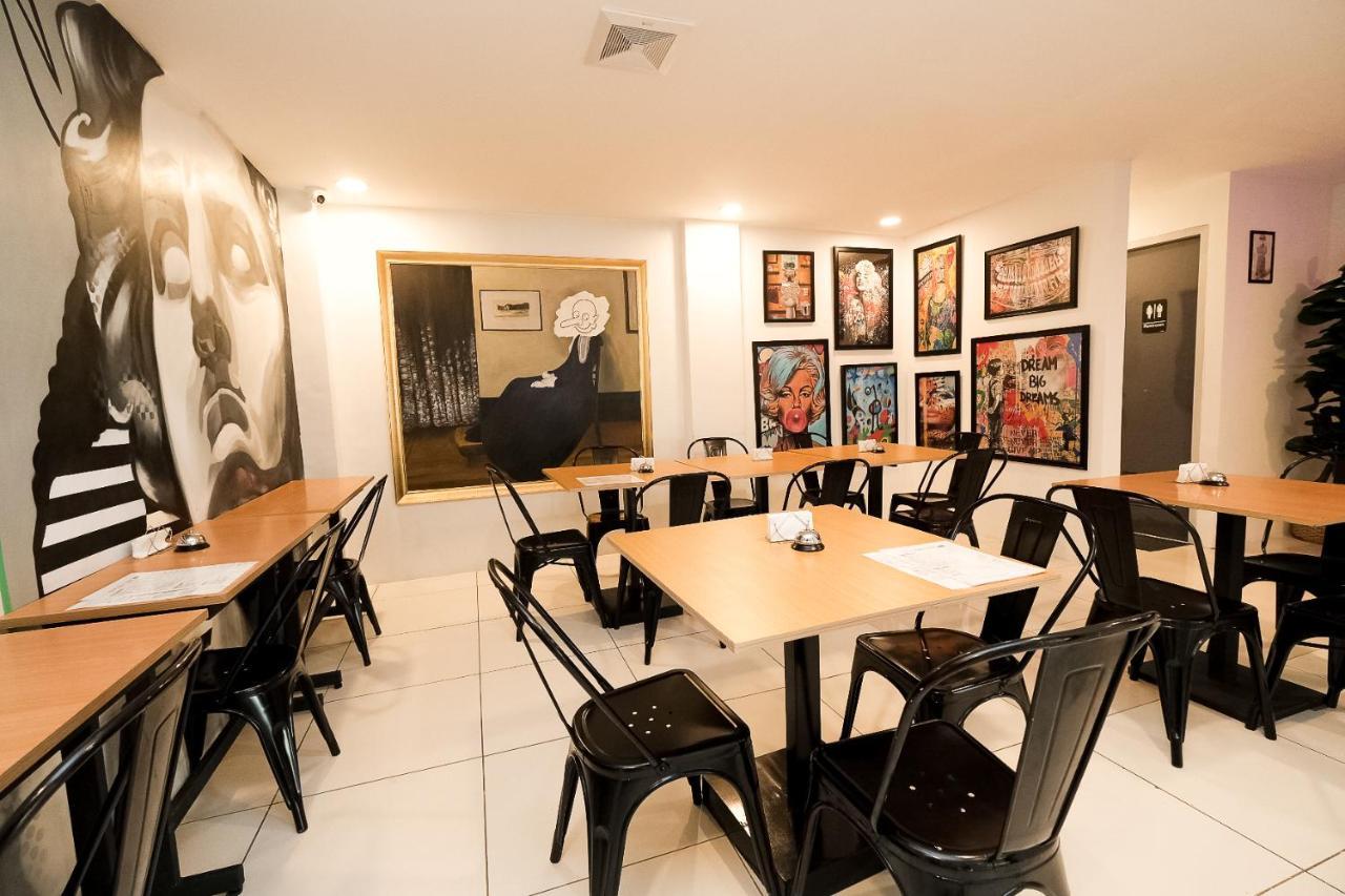 Rosey Hotel Cabanatuan City 외부 사진