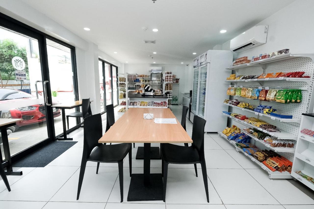 Rosey Hotel Cabanatuan City 외부 사진