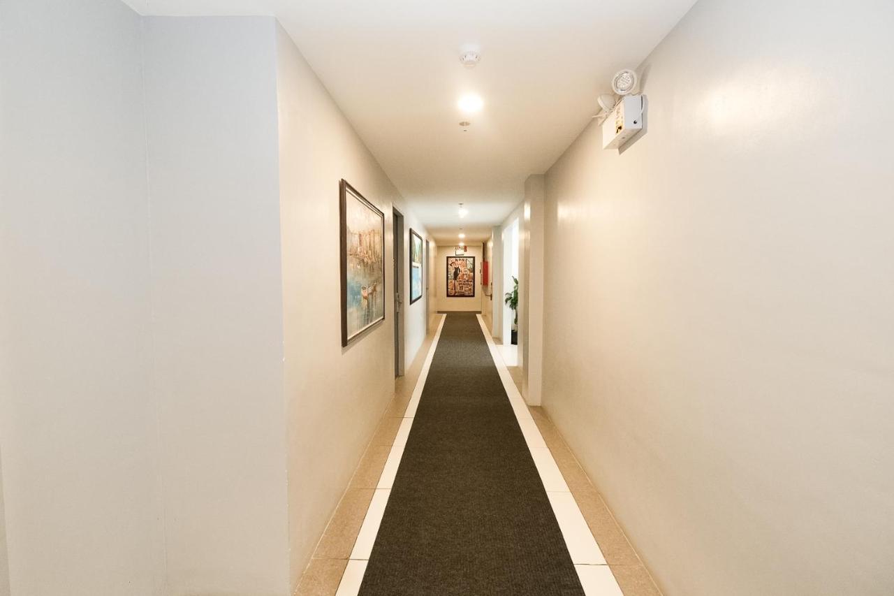 Rosey Hotel Cabanatuan City 외부 사진